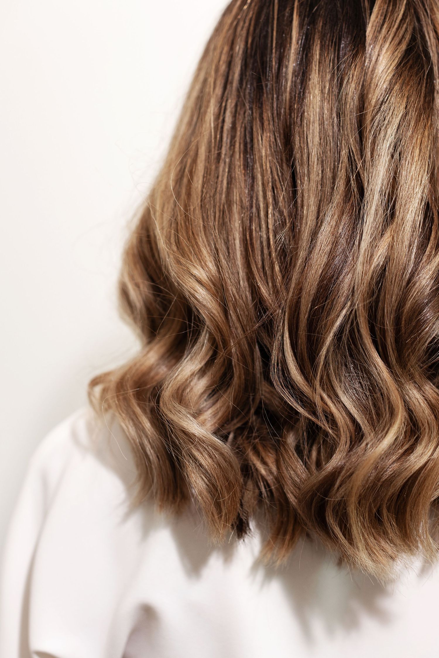 Girl Crush Blowout | Blow Dry Bar Barrie, ON - Big volume blow dry.