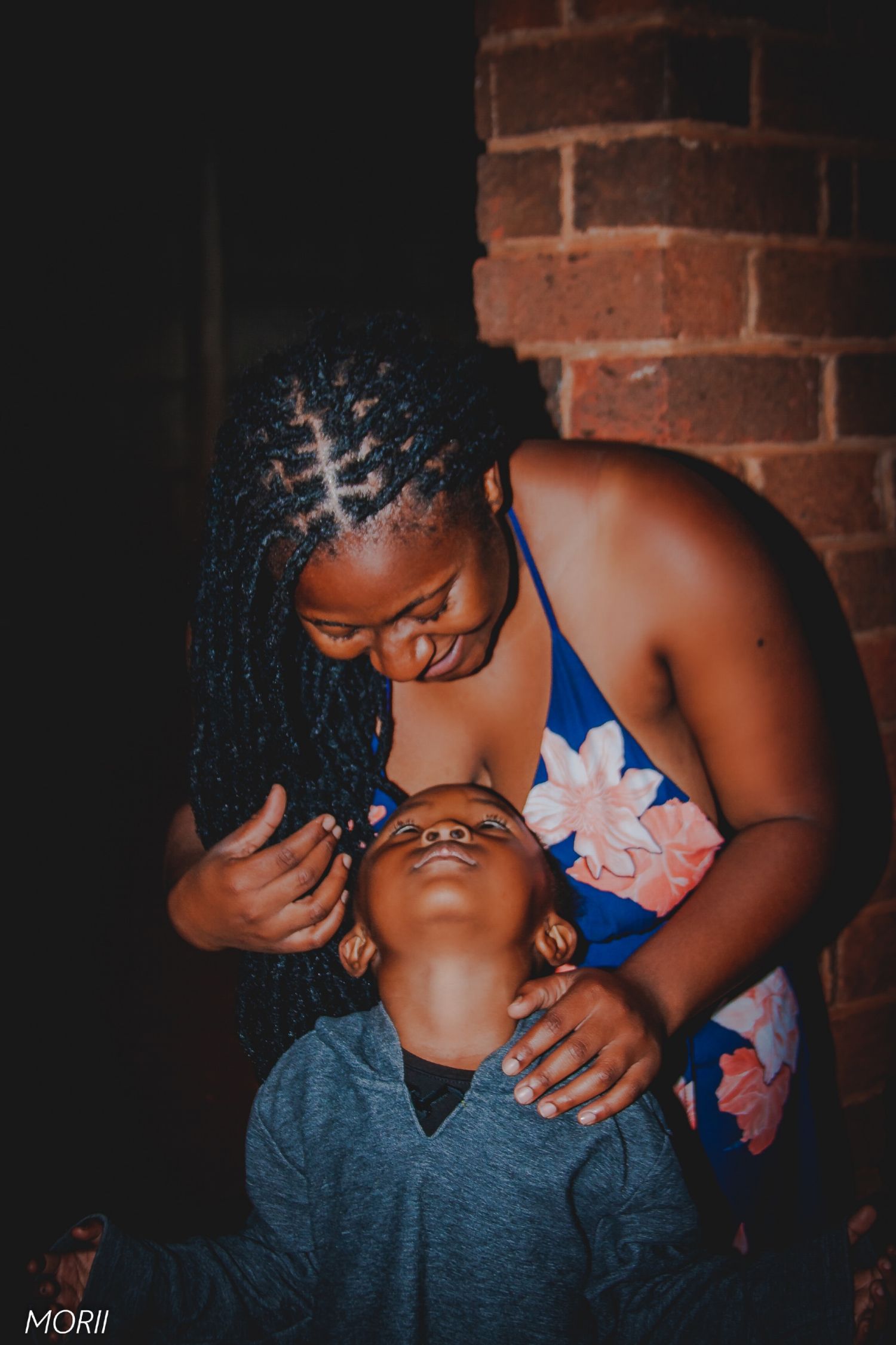 mom and child