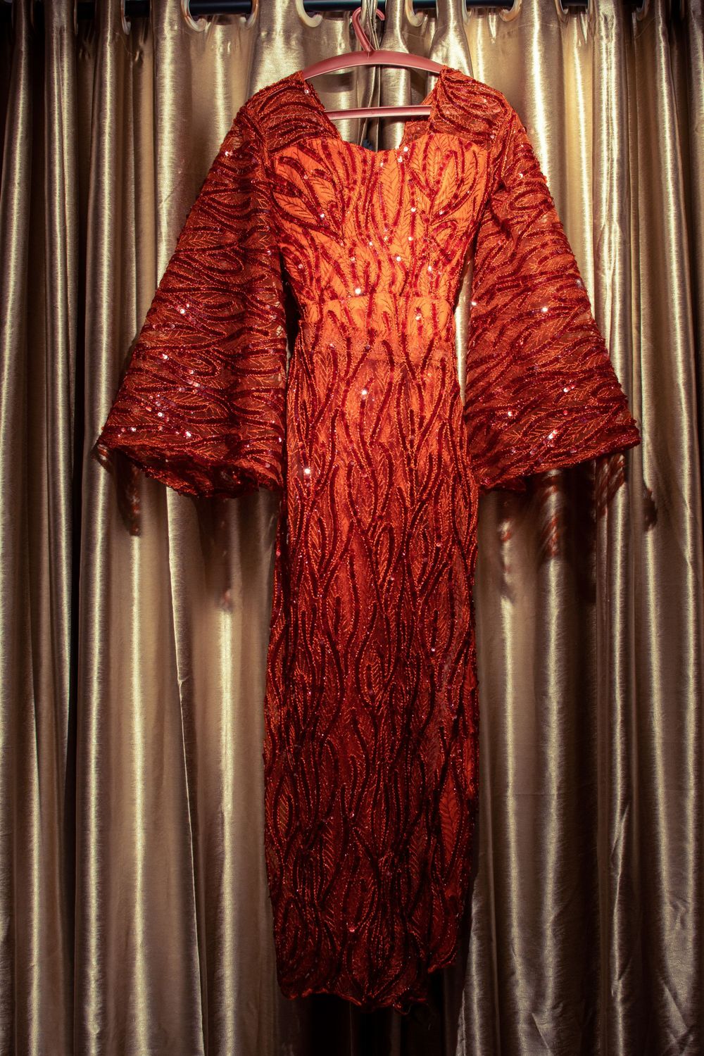 bride's dress