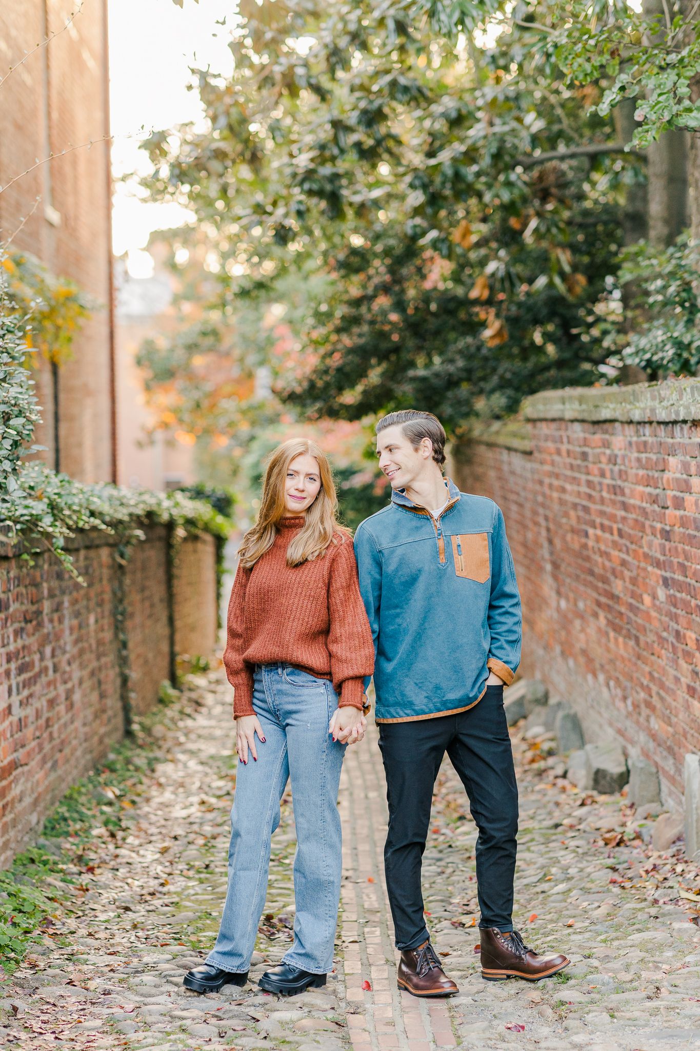 OLD TOWN ALEXANDRIA FALL ENGAGEMENT SHOOT