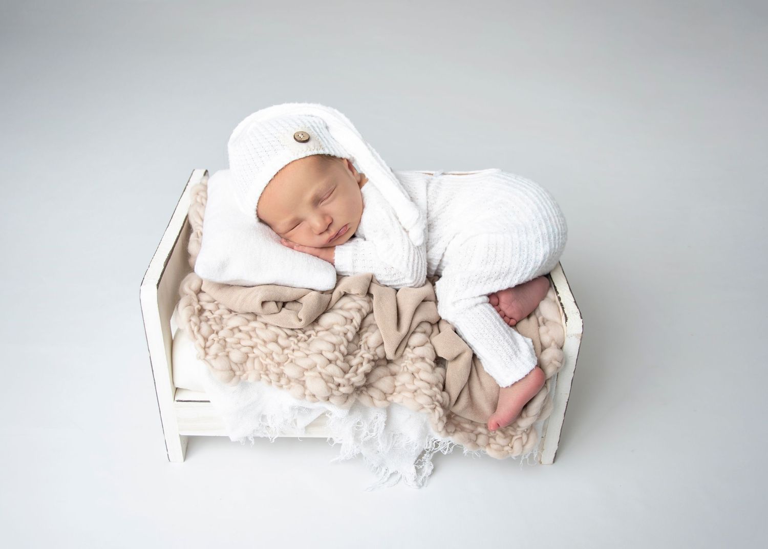 Avon Ohio Newborn Baby Photographer