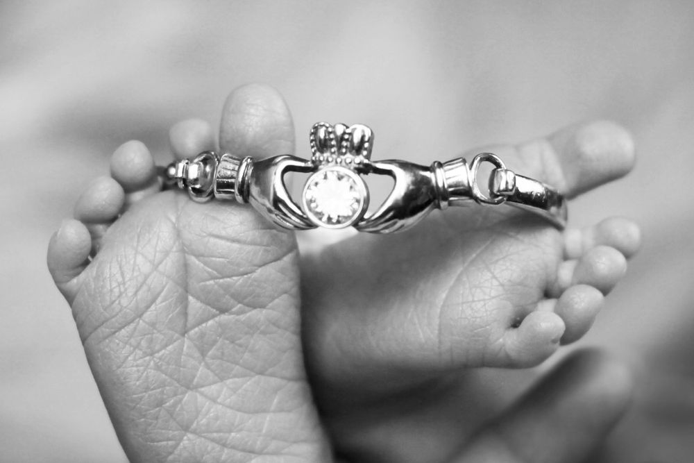 Newborn Photography Irish Claddagh Ring Easton Ma Boom43 Photography