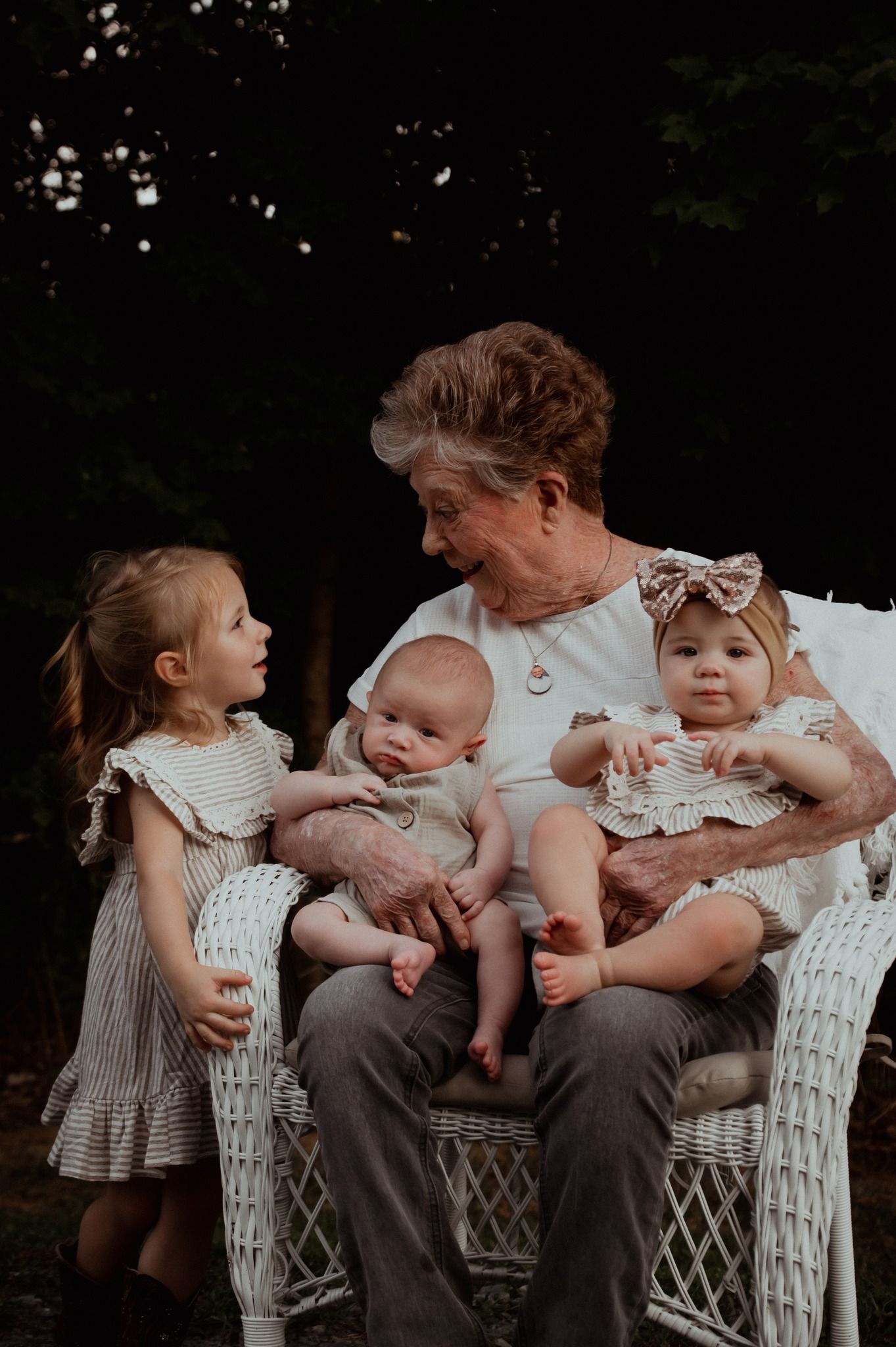 Oak Photography Family Photoshoot in Sophia, North Carolina
