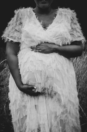 Oak Photography Maternity Photoshoot in Climax, North Carolina