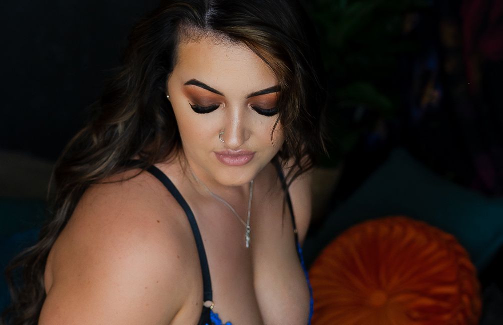 Flawless make up to enhance your natural beauty