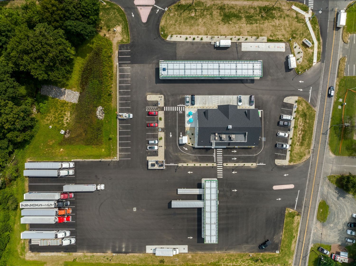 90 Degree Aerial View of Pride Gas Station in Hartford Area.