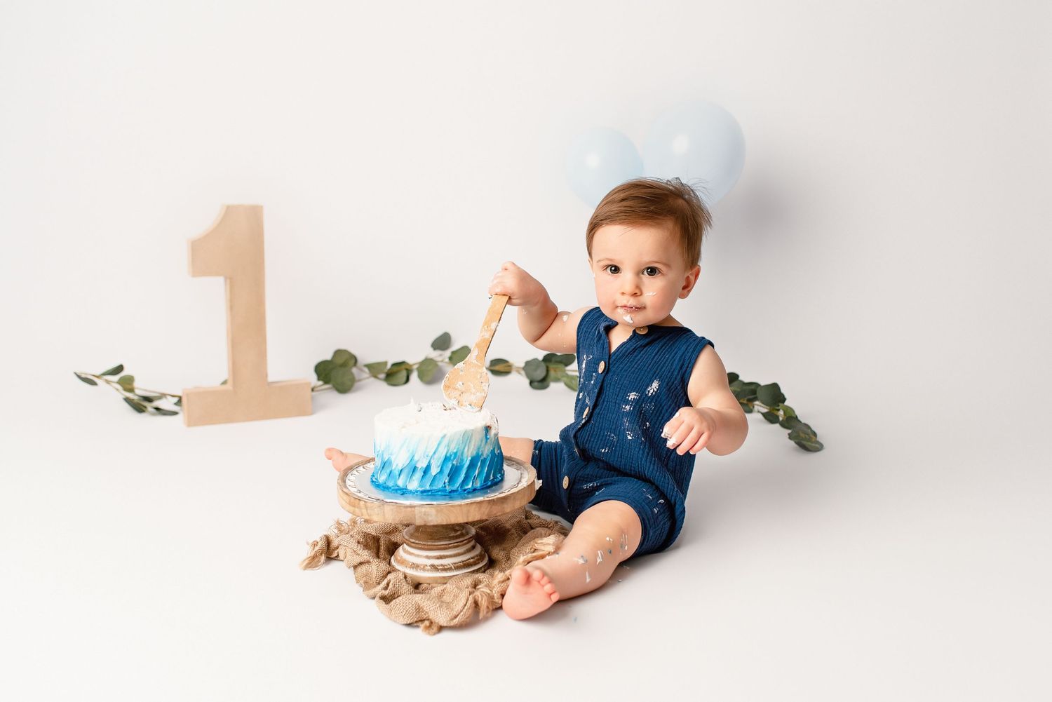 CAKE SMASH BUFFALO PHOTOGRAPHER, CAKE SMASH PHOTOGRAPHER BUFFALO NY, CAKE SMASH WNY, CAKE SMASH ROCHESTER