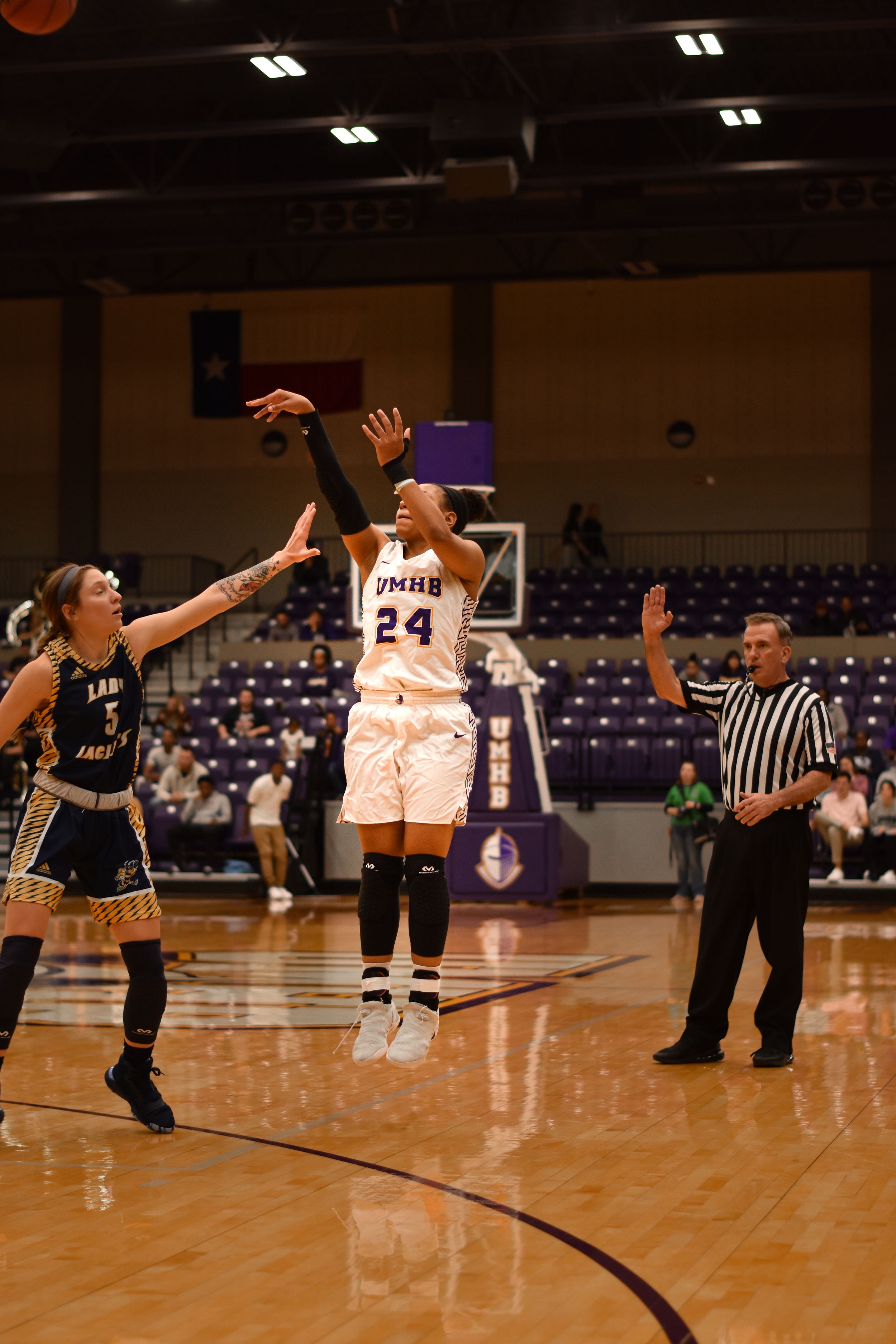 Image of basketball player action shot