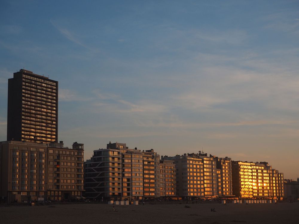 Sunlight reflecting on appartment buildings in Ostend