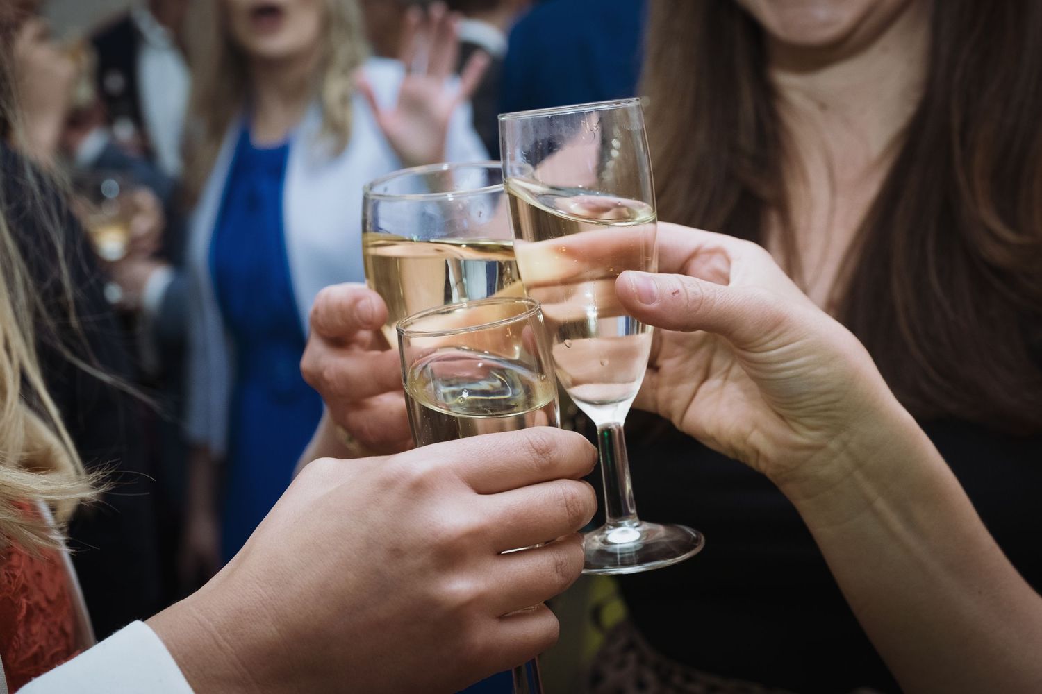 champagne glasses toasting