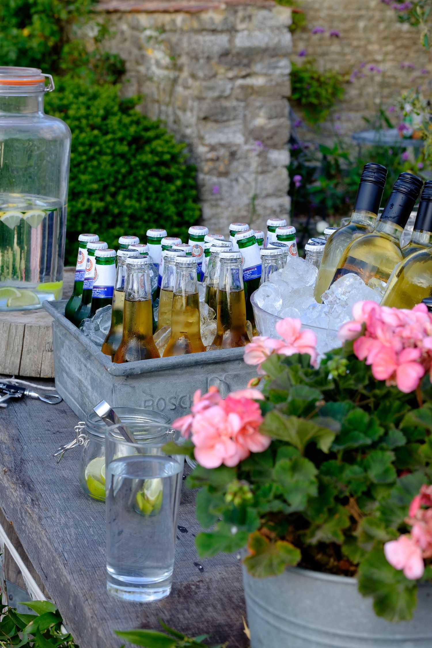 wedding reception beer box with flowers