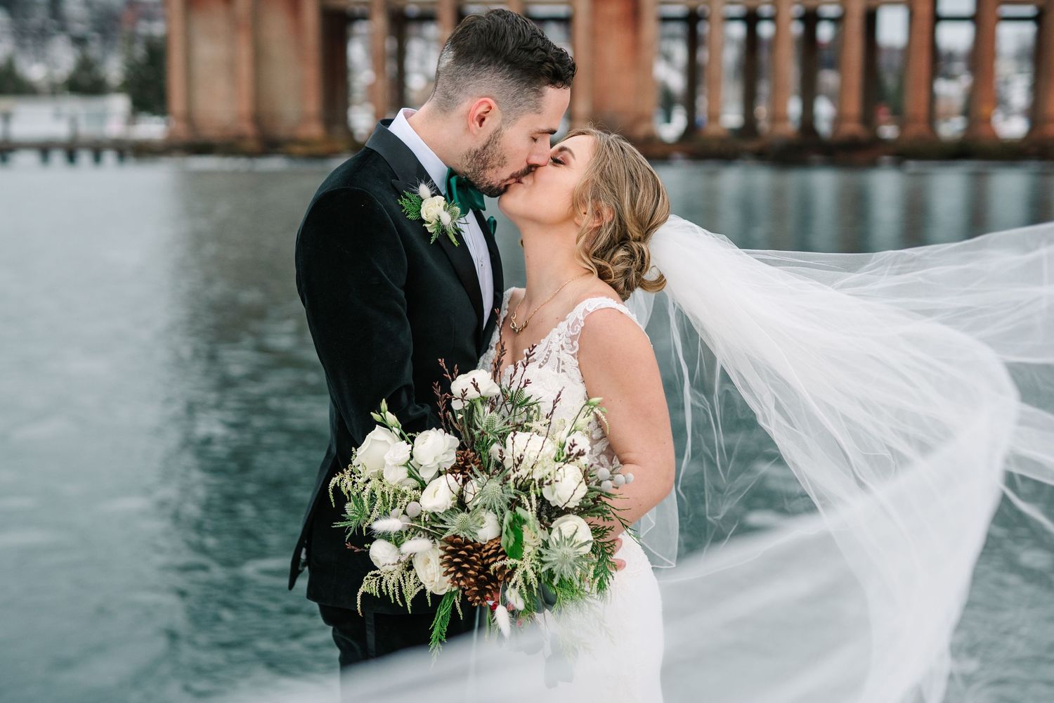 Michigan wedding elopement photographer, Marquette Wedding Photographer, Best Michigan Wedding Photographer, Upper Peninsula Photographer