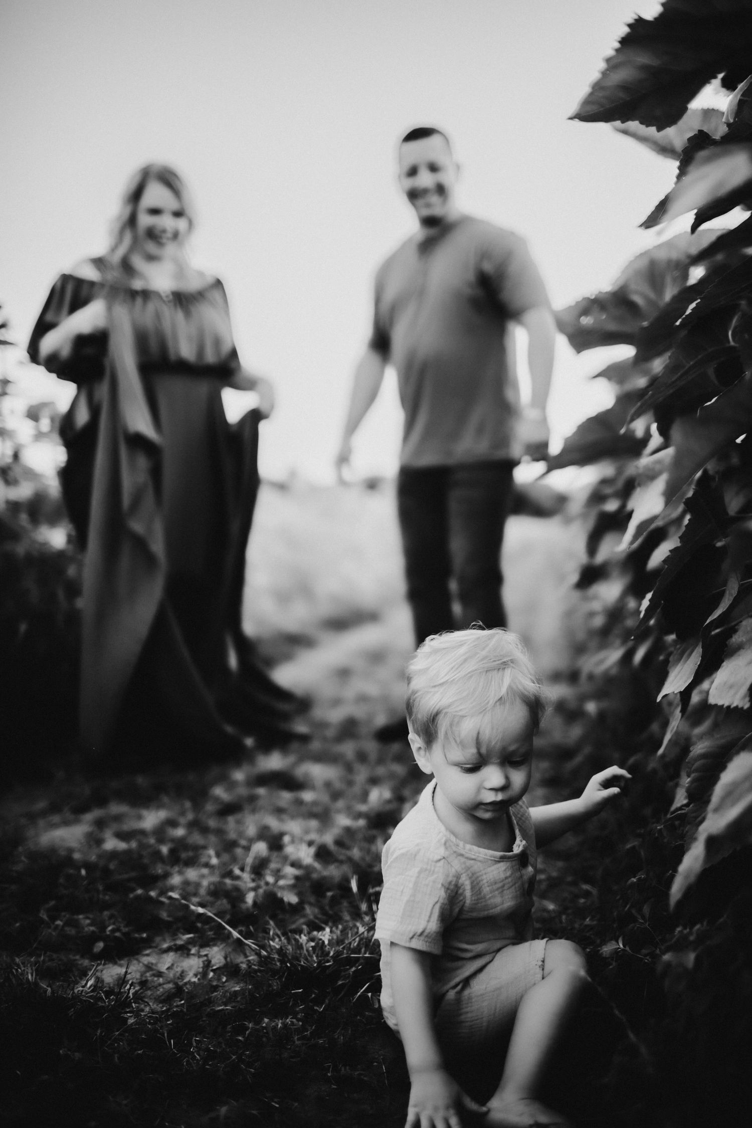 Michigan Based - Motherhood and maternity photographer.