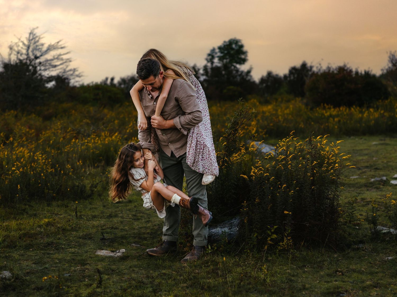 Family Session Grayson Highlands Warrenton Northern Virginia DC portrait and lifestyle https://www.ssa-photos.com
