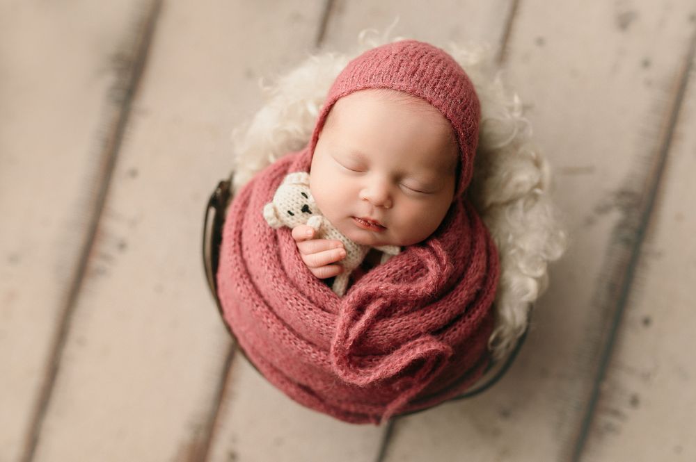 Newborn baby girl photography East Alton IL