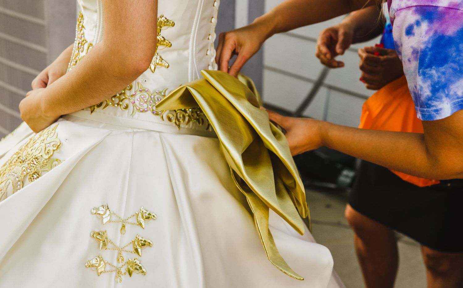 Always be prepared for your quince photo portraits. Checklist for quince photos.