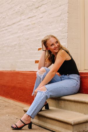 Alley Way Senior Photos