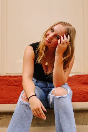 Alley Way Senior Photos