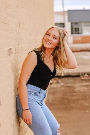 Alley Way Senior Photos