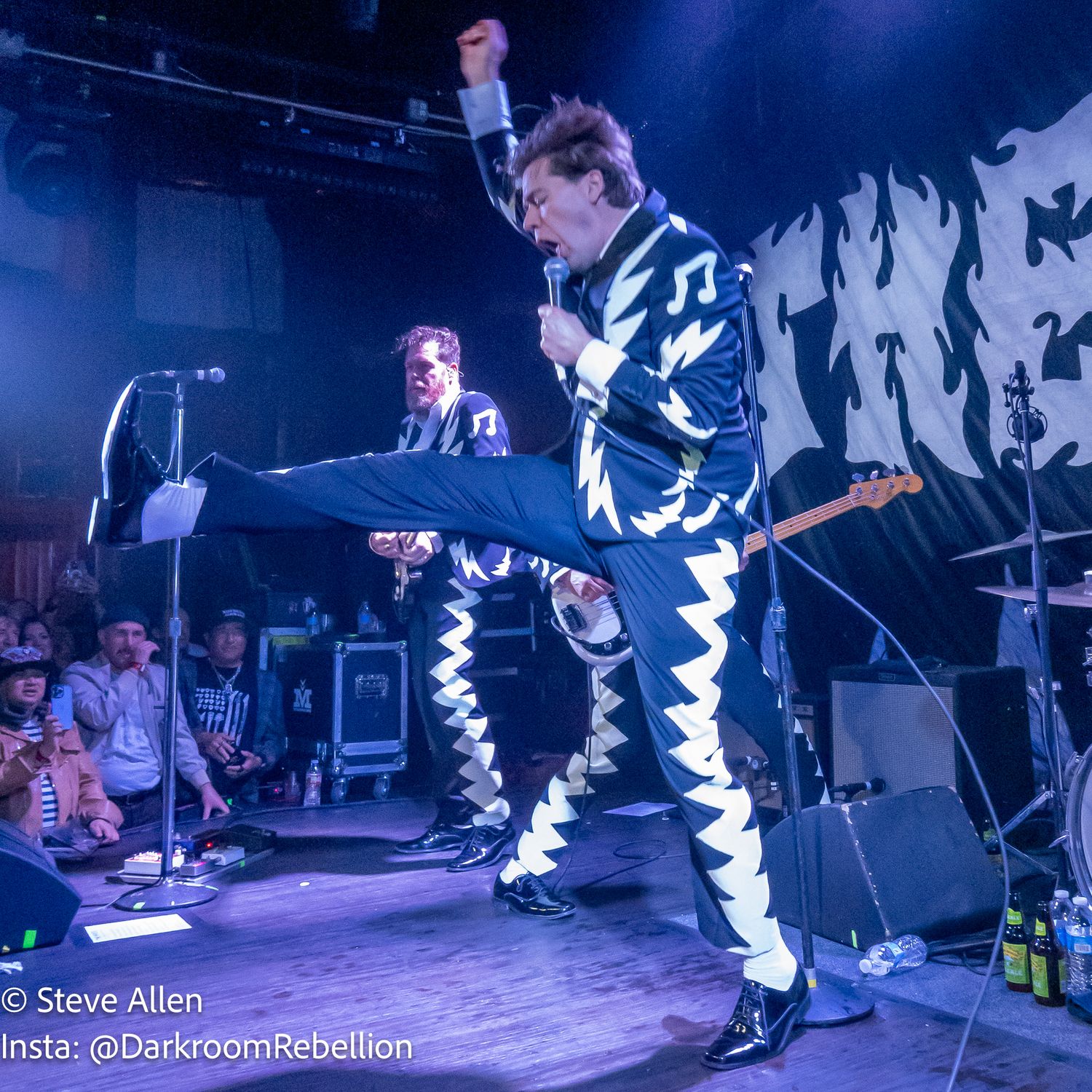 Pelle Almqvist - The Hives - Troubadour Los Angeles