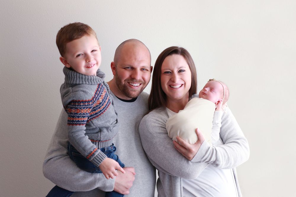 newborn and family, Springville newborn photographer, Spanish Fork newborn photographer, Payson baby photographer