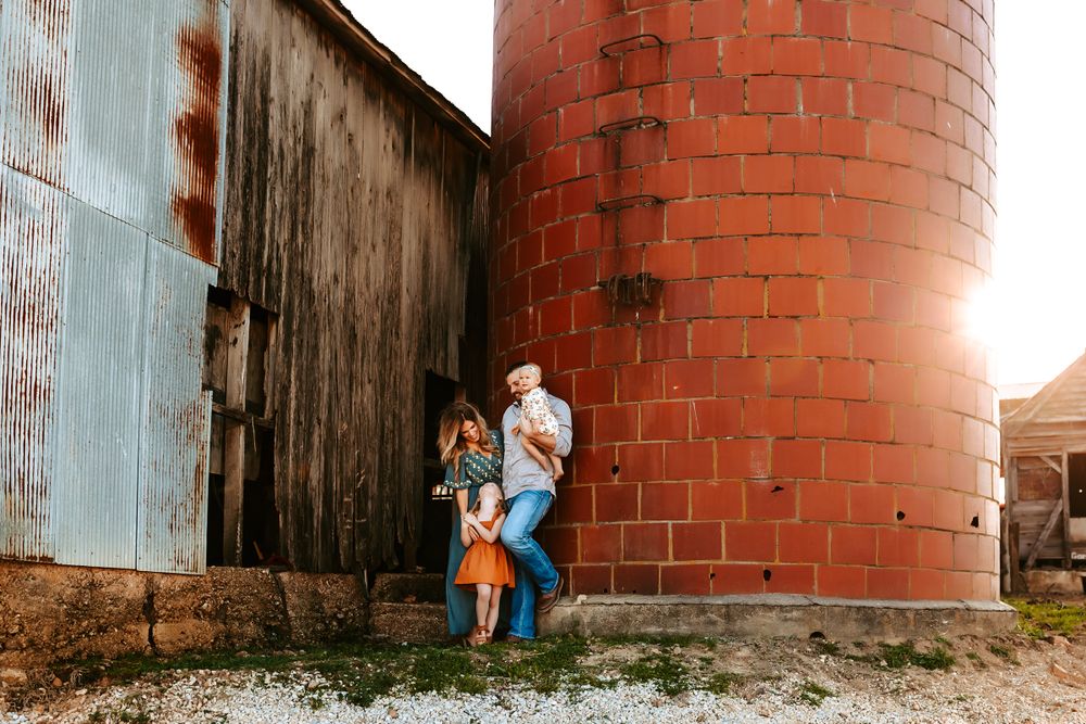 Rustic outdoor sunset family session in Columbia, Missouri