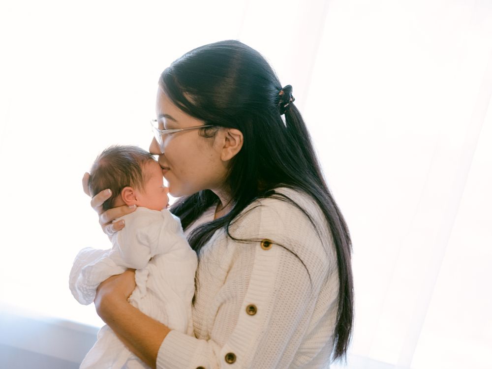 Newborn lifestyle photography in Salt Lake with Michelle Deppe.