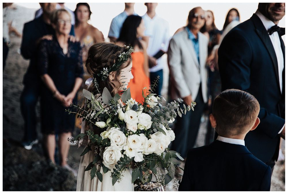flower girl, flower girl at wedding ceremony, flower girl holding flowers