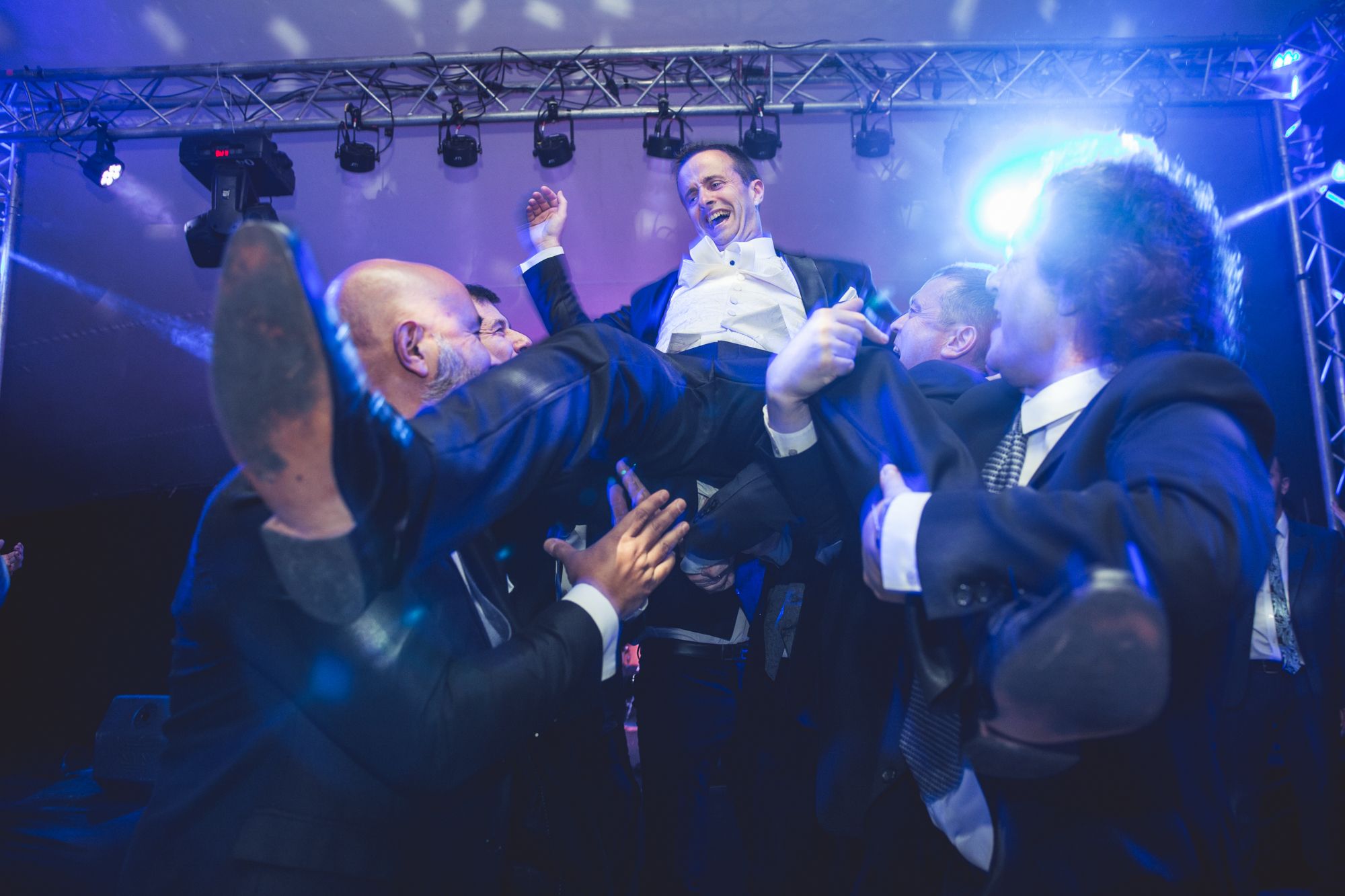 Boda