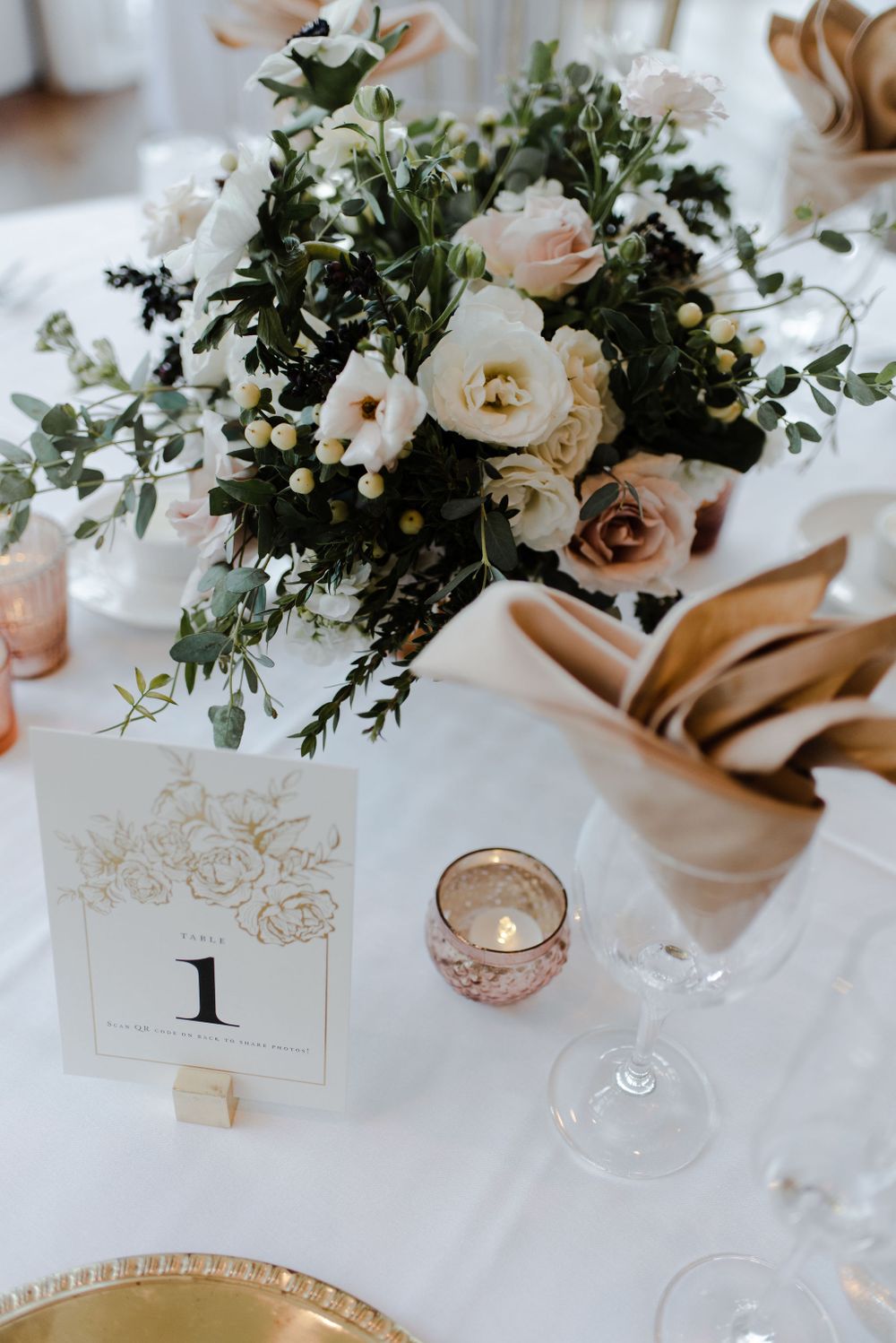 K M SUMMIT HOUSE FULLERTON WEDDING SIX   SALT