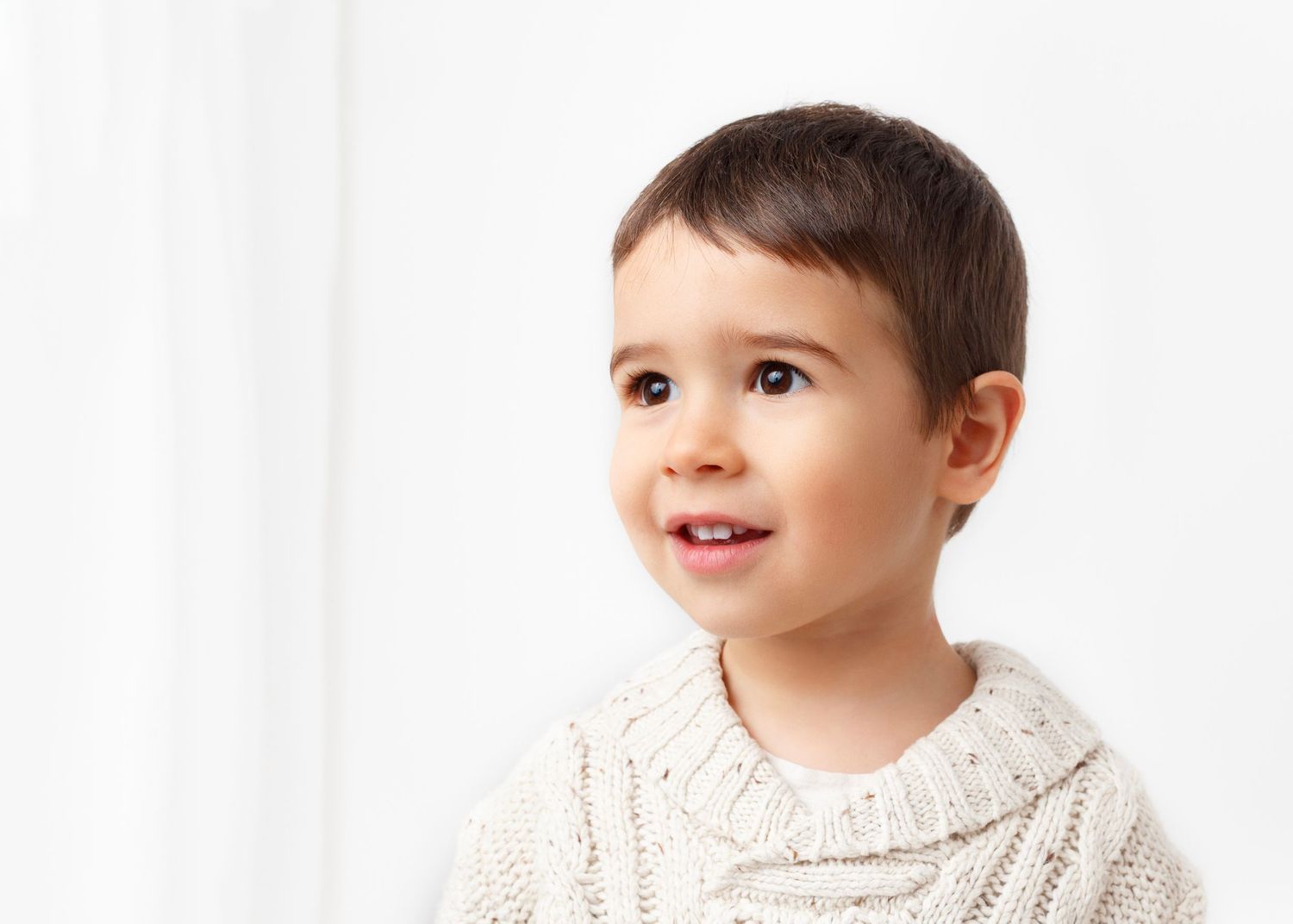 A toddler's look of wonder, captured by Tracy McEwan photography