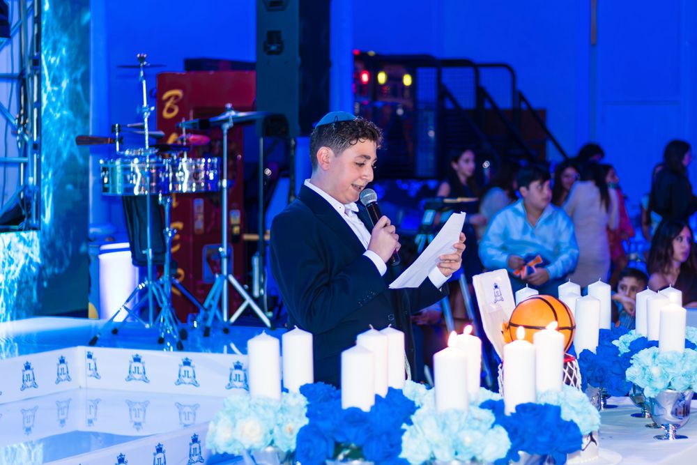 Bar Mitzvah Celebration Highlights: Candid Shots of Joy and Family Bonding
