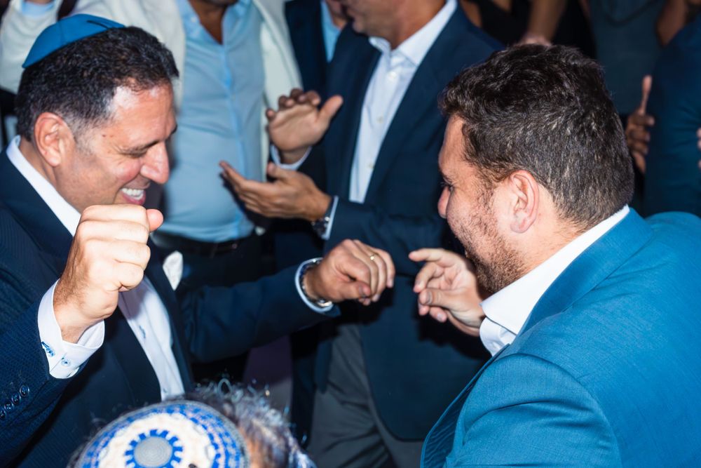 Bar Mitzvah Celebration Highlights: Candid Shots of Joy and Family Bonding