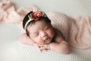 Hispanic newborn baby girl, chin on hand pose. Greenville, SC newborn photographer, Easley, SC Newborn photographer