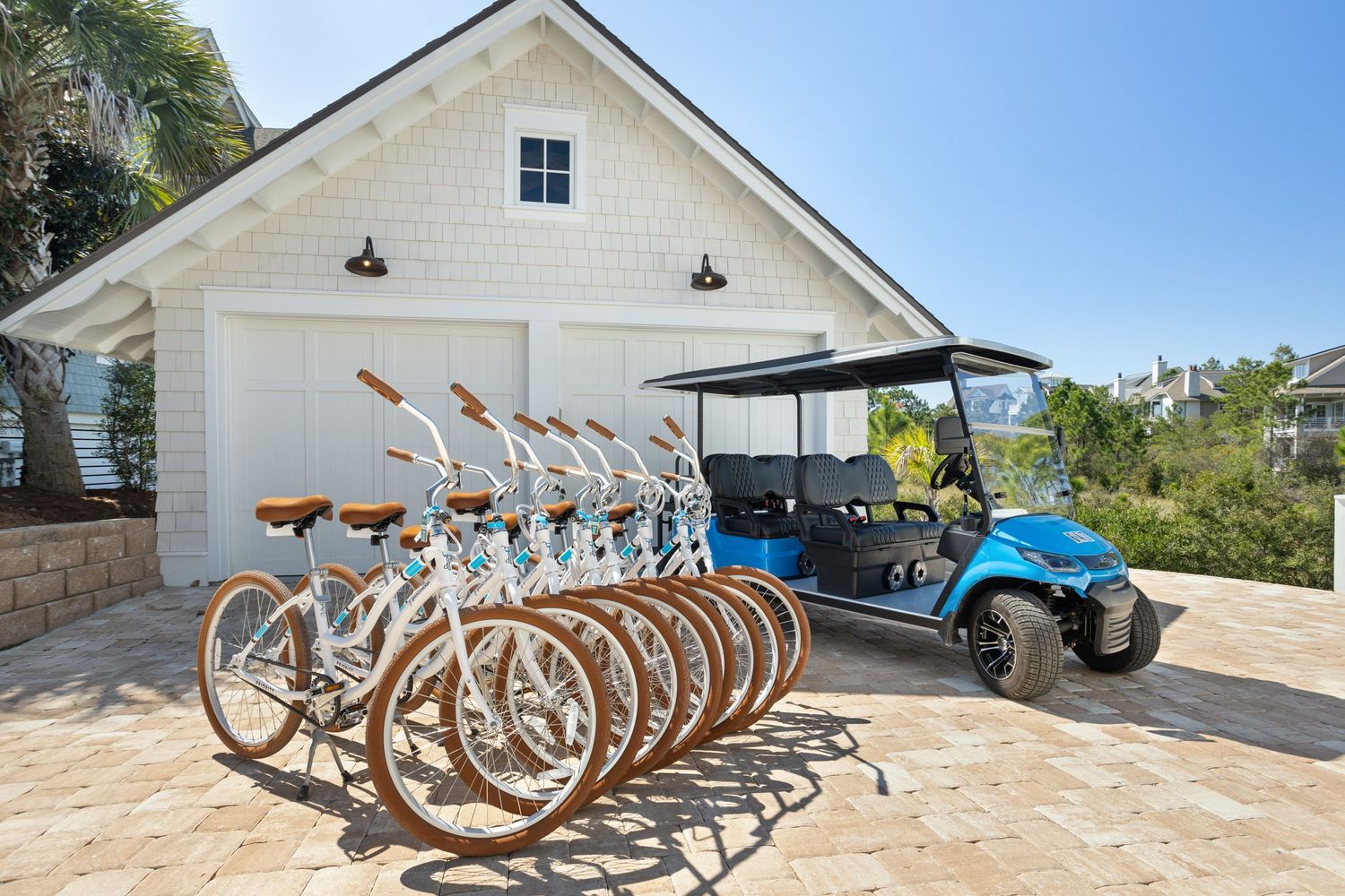 30A living: Bikes and golf cart in a golf cart-friendly area of 30A, Florida