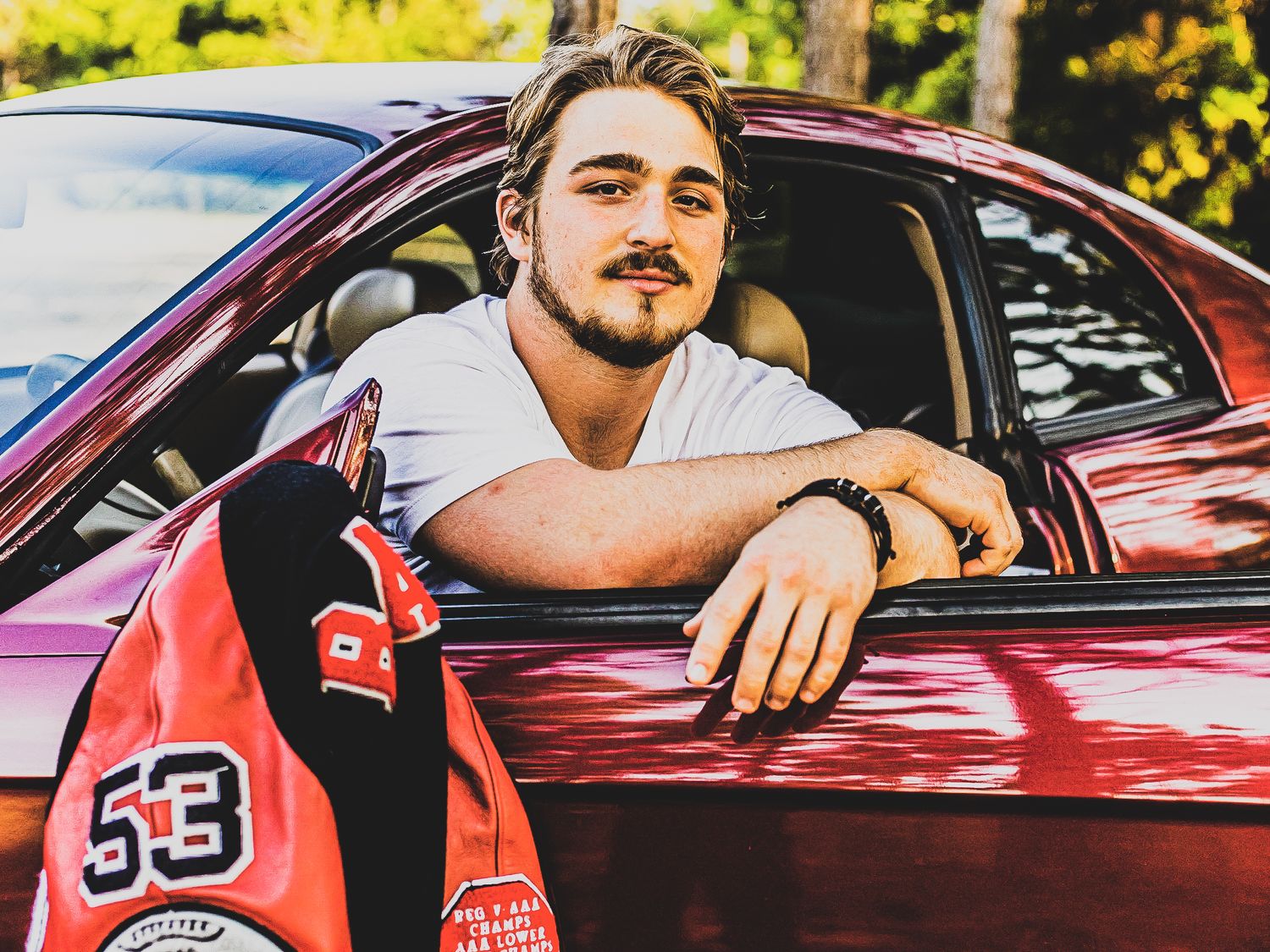 GILBERT HIGH SCHOOL SENIOR PORTRAIT PHOTOGRAPHER MASON JAR PHOTOGRAPHY