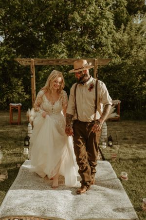 wedding at the renwick mansion davenport iowa