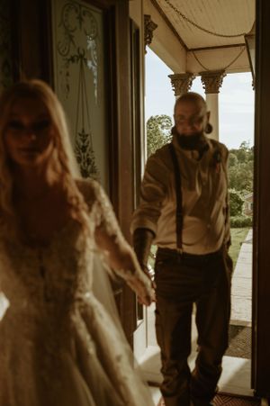wedding at the renwick mansion davenport iowa