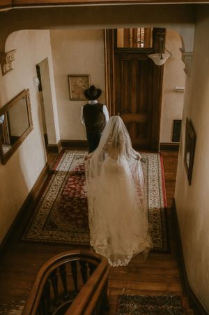 wedding at the renwick mansion davenport iowa