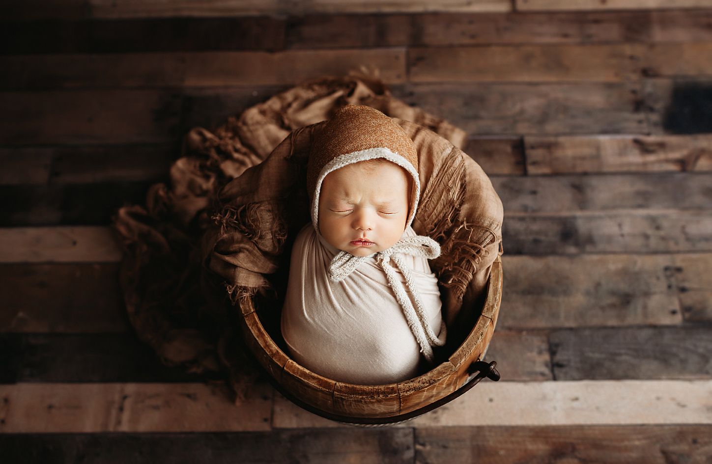 Chillicothe Ohio Newborn studio photographer