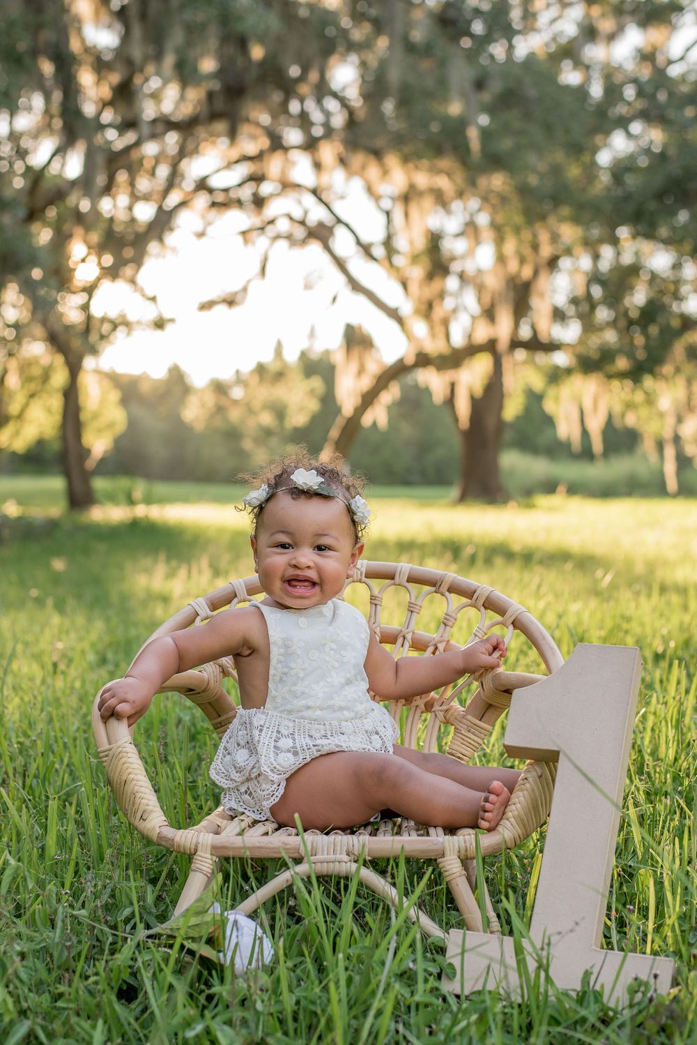first birthday girl Riverview newborn photographer