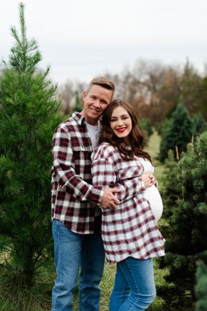 Pine Lake Christmas Tree Farm Derby KS Maternity Pictures Photo Session Wichita