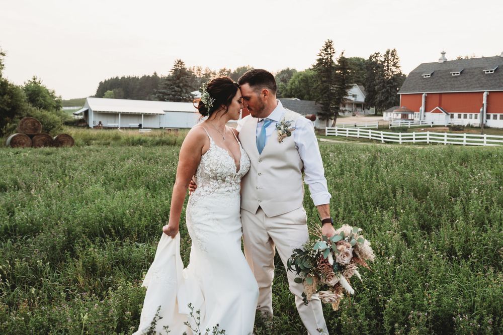Affordable and Quality Wedding Photographer in Twin Cities MN
