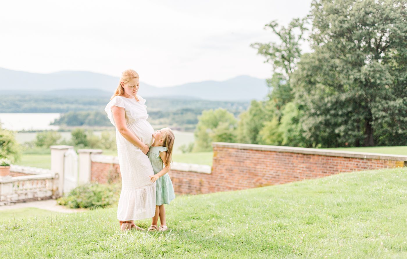 7 Reasons why you should hire a family photographer, Hudson Valley Photographer Danielle Lauren Photography