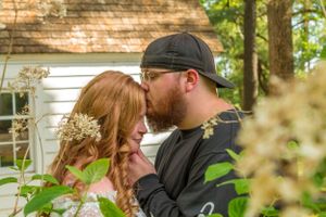 engagement photo, Four Mounds, Dubuque Iowa