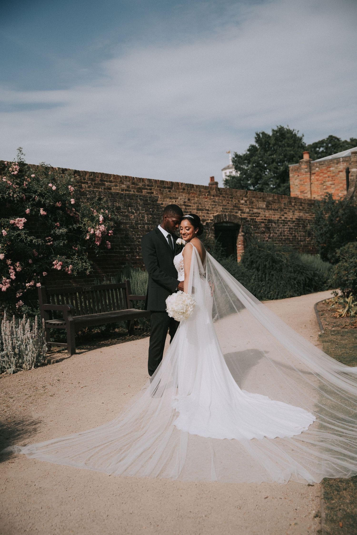 langtons registry office, professional couple wedding photos, wedding photographer in hornchurch, essex