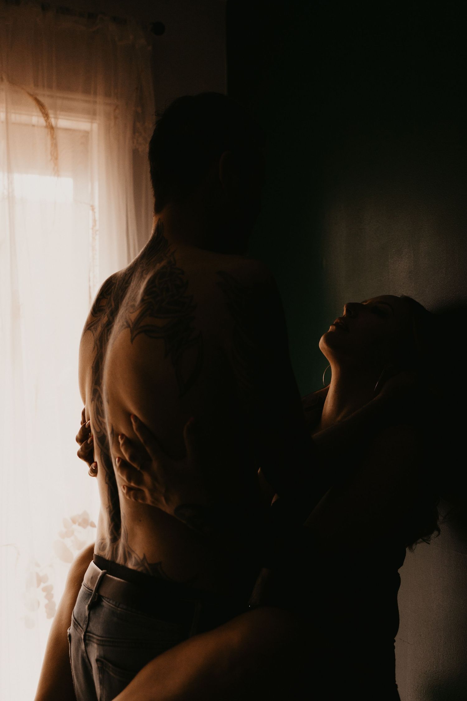 barrie boudoir photographer couples intimate photoshoot reluctant nervous hesitant