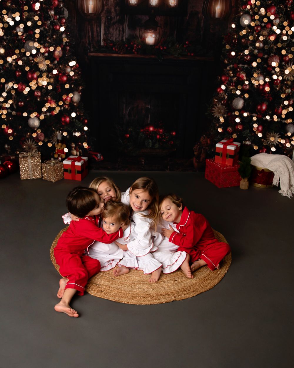 Bratenahl Ohio Family Christmas Photographer