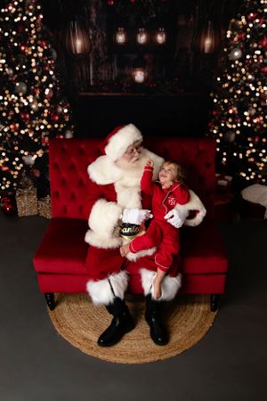 Cleveland Ohio Santa Experience Avon Christmas