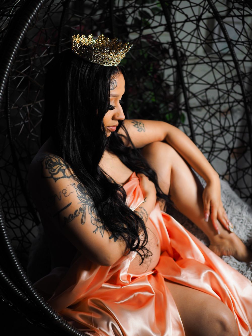 maternity in studio